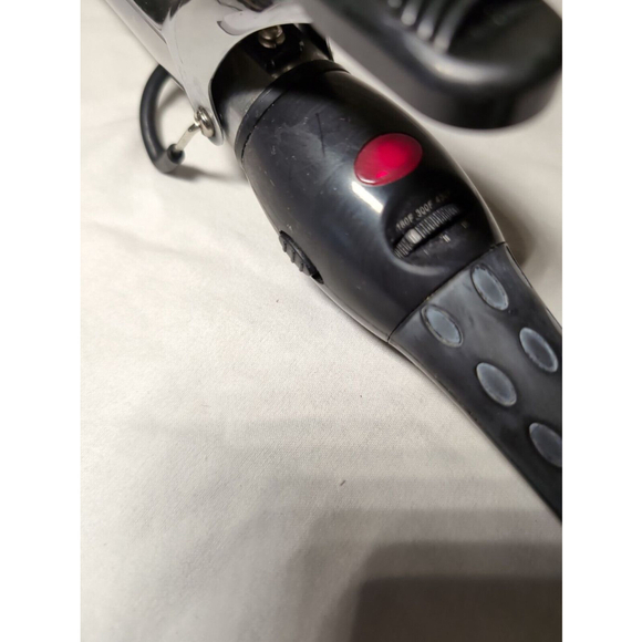 Ion Curling Iron, 1.25 Inch Barrel L, Swivel Cord, Pre-owned - Picture 5 of 7
